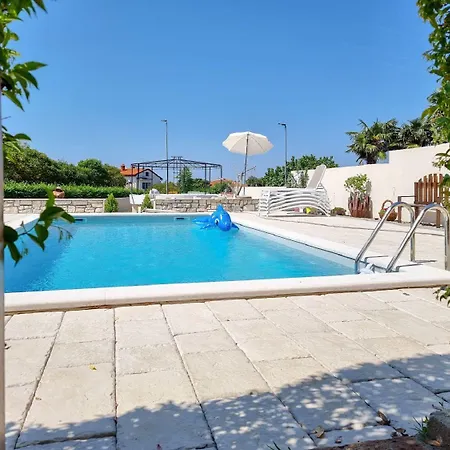 Tolles Mit Meerblick, Pool, Terrasse, Klima