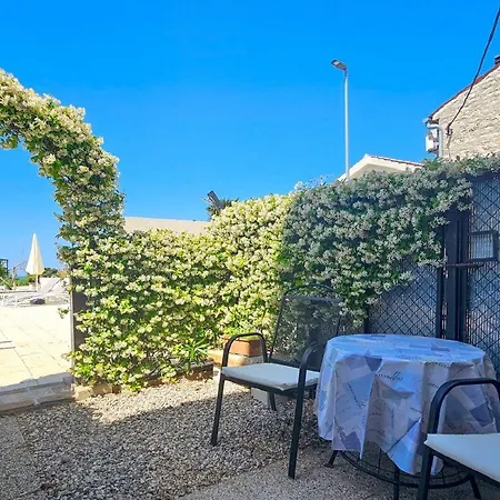 Tolles Mit Meerblick, Pool, Terrasse, Klima Daire Filipac